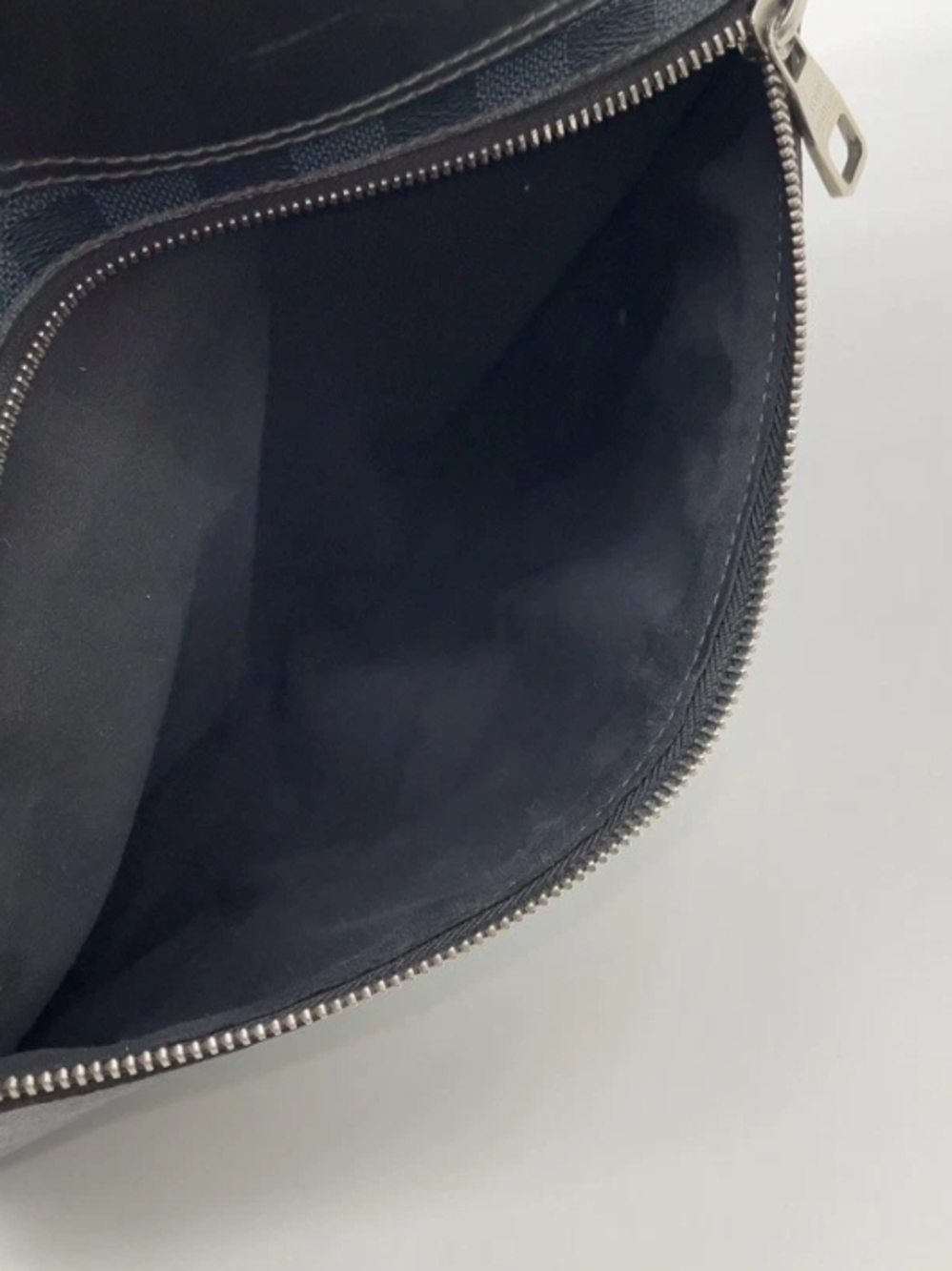 SALE! Louis Vuitton Damier Cobalt Greenwich Messenger Bag W Lock & Keys Unisex - Picture 10 of 16